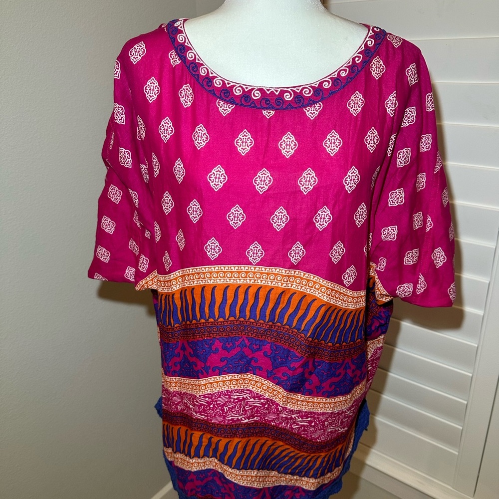 NAUDIC Vibrant Pink and Orange Patterned Top size S